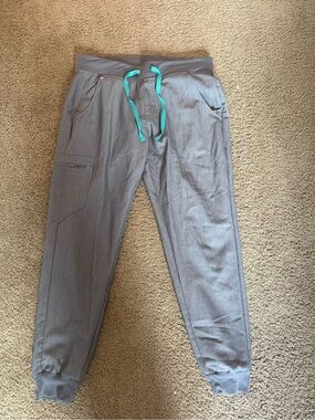 FIGS jogger scrub bottoms